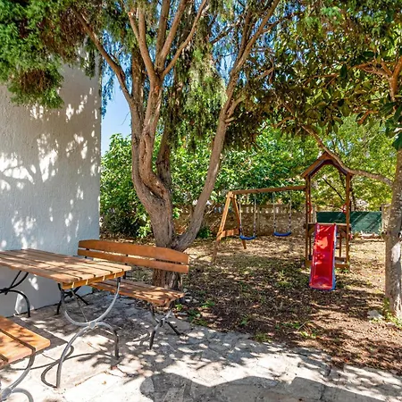Lovely In With Kitchen Casa vacanze *
